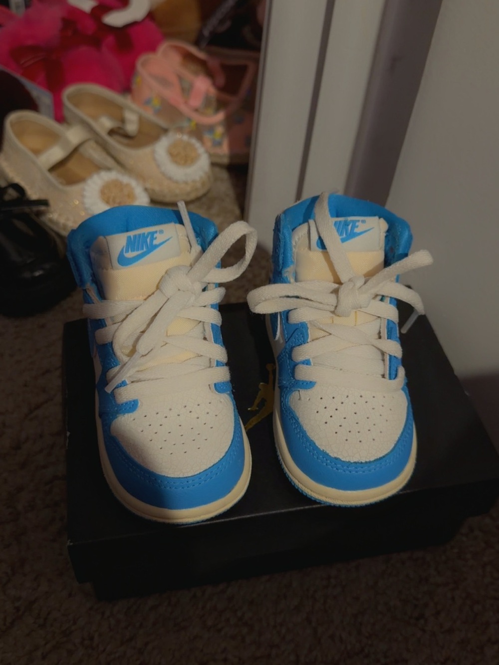 Nike Toddler High-Top Sneakers in Blue and Cream